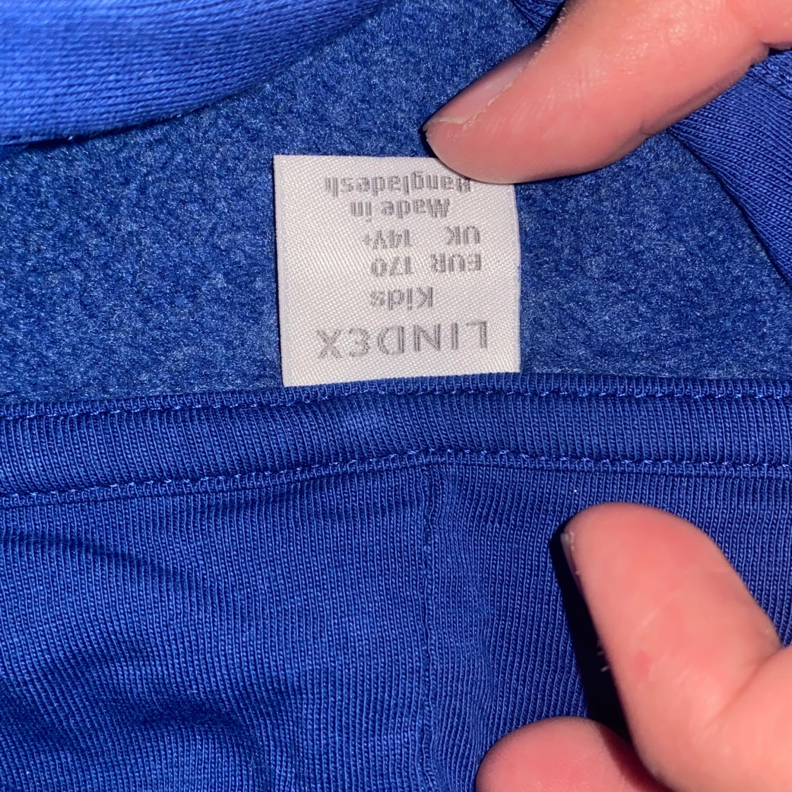 Blå hoodie från Lindex - 1