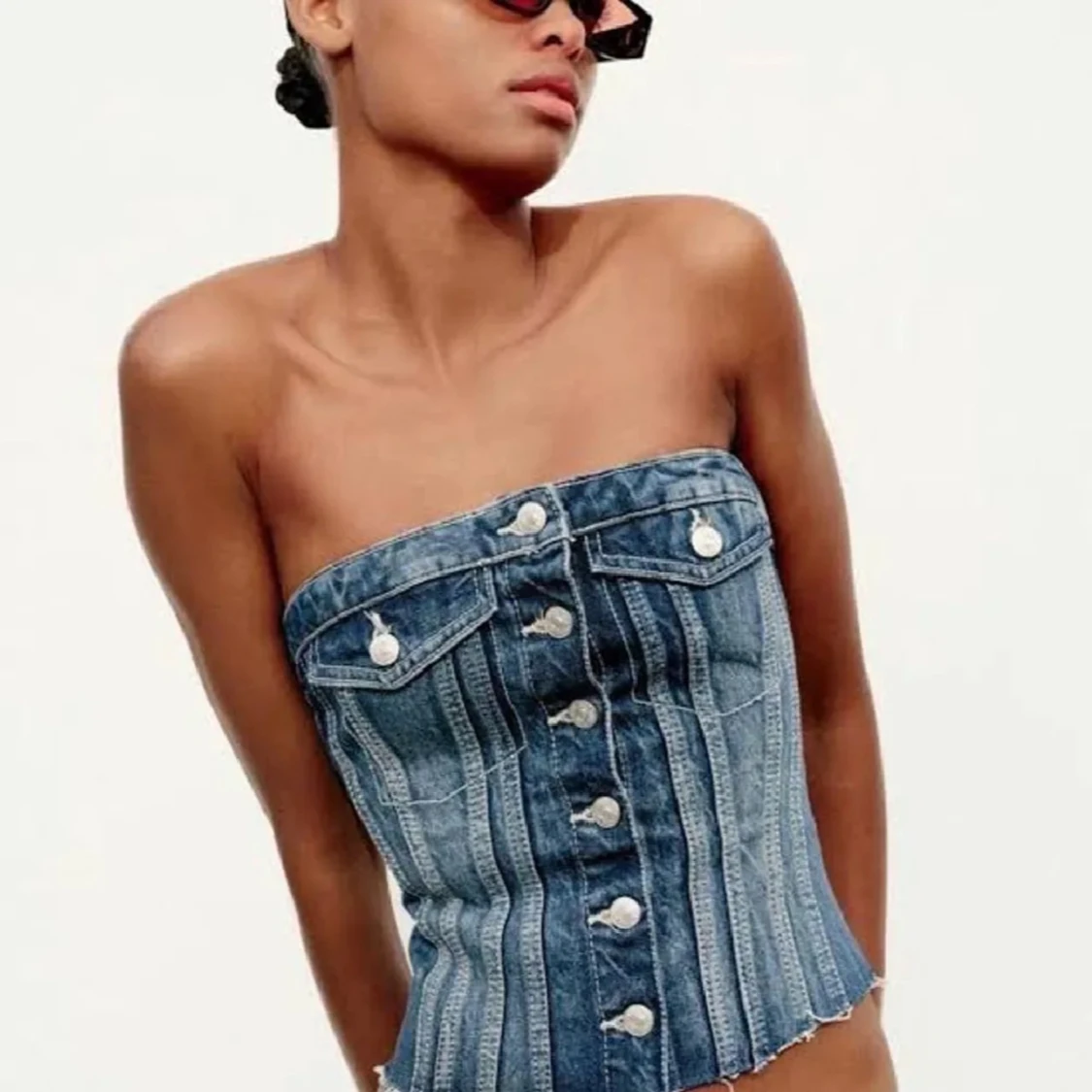 Jeans tubtopp med knappar