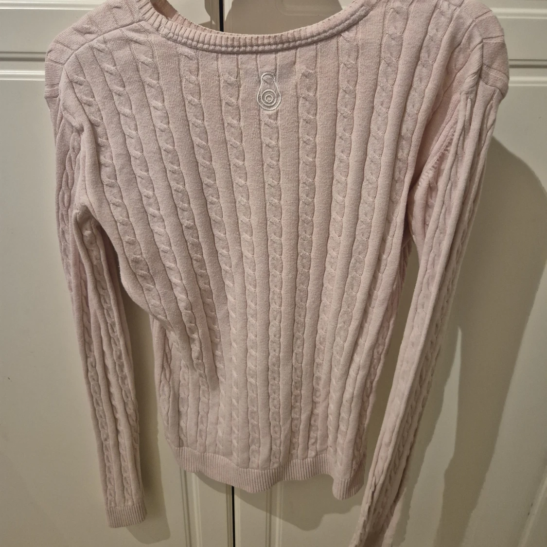 Ljusrosa kabelstickad tröja Sail Racing - 1