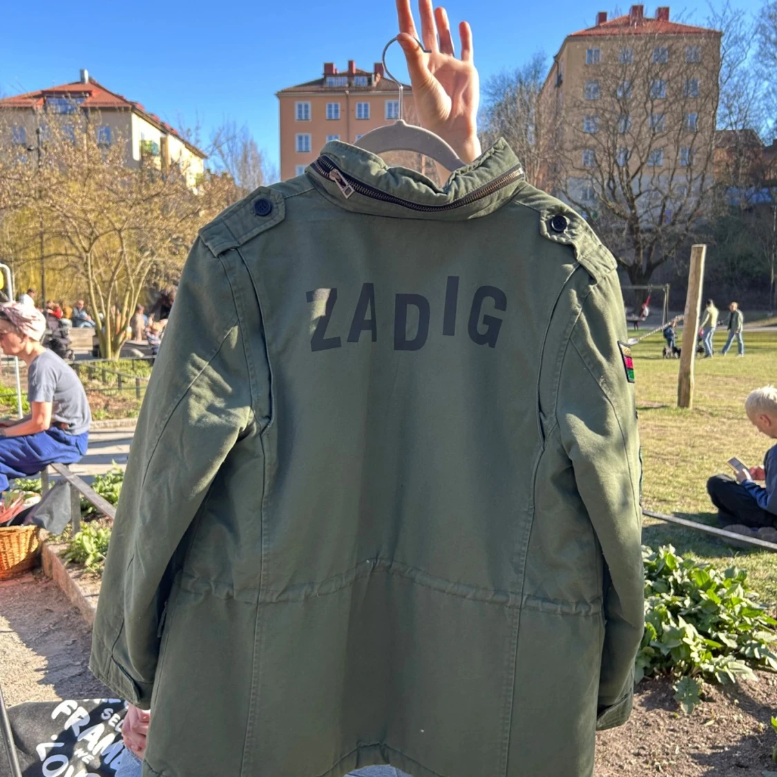 Grön jacka från Zadig & Voltaire