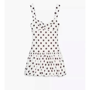 Prickig klänning - Helt ny med prislapp