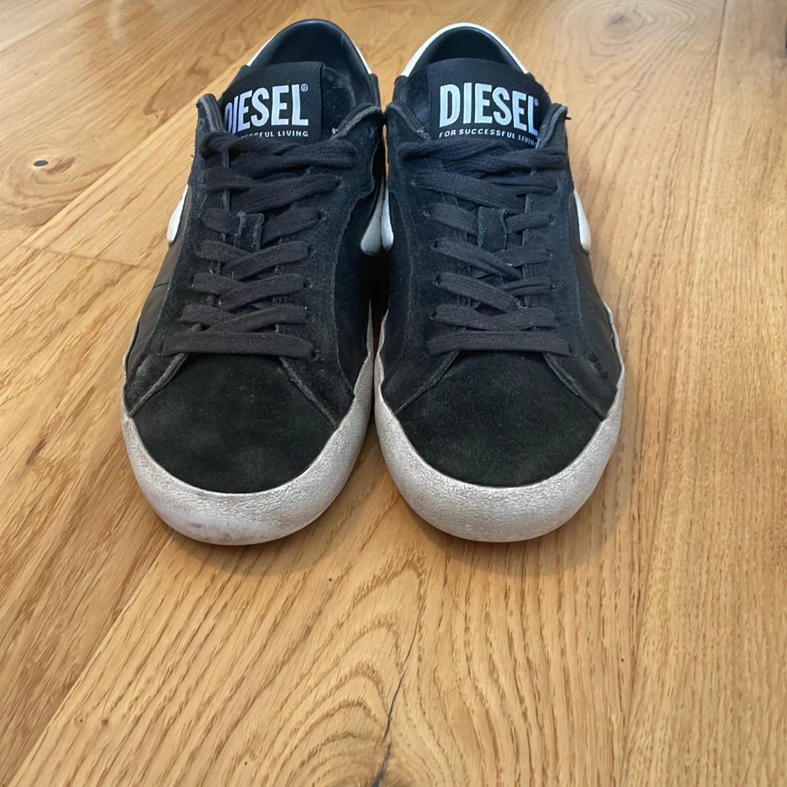Svarta sneakers från Diesel - 1