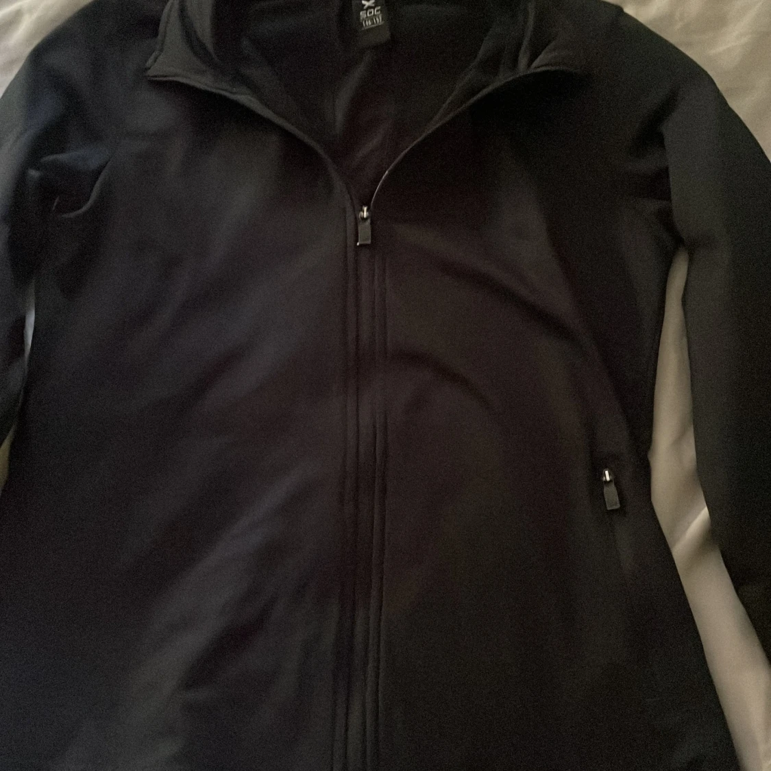 Svart träningströja från SOC med dragkedja