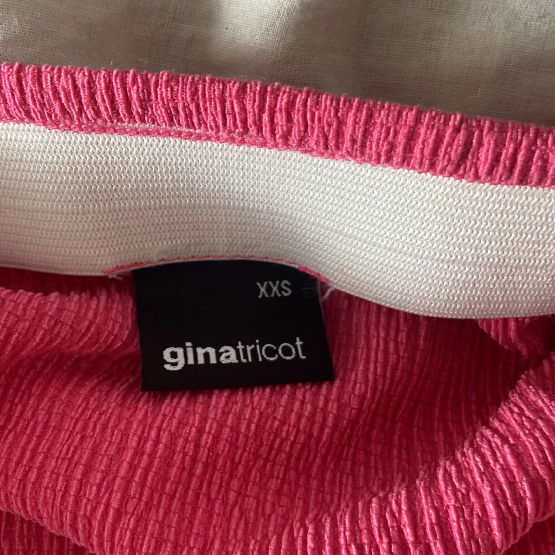 Rosa volangkjol från Gina Tricot - 2