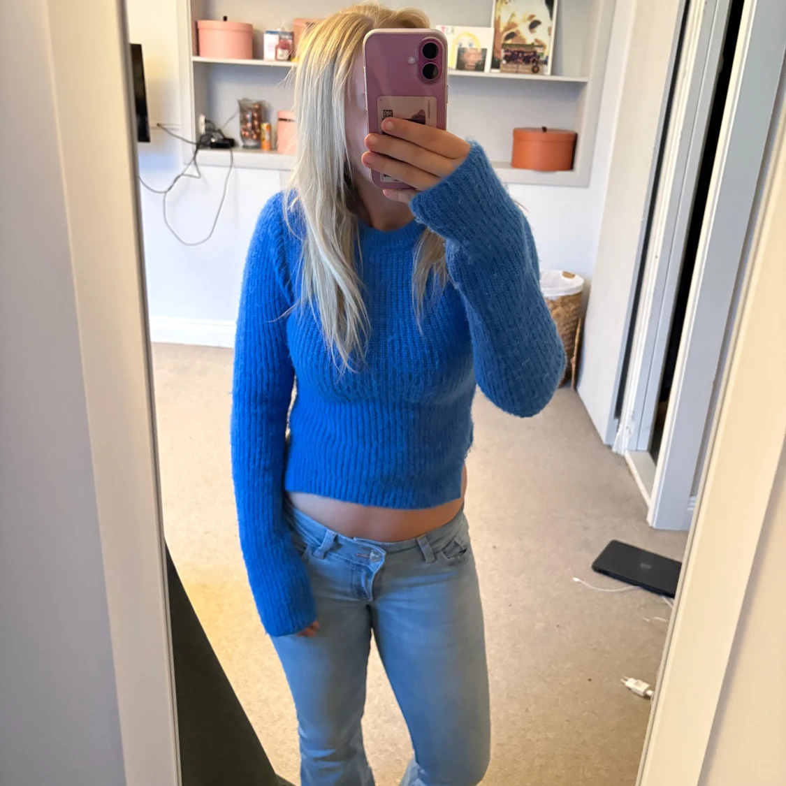 Blå croppad stickad tröja - 2