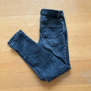 Jack and jones jeans  - passar någon mellan 150-160
