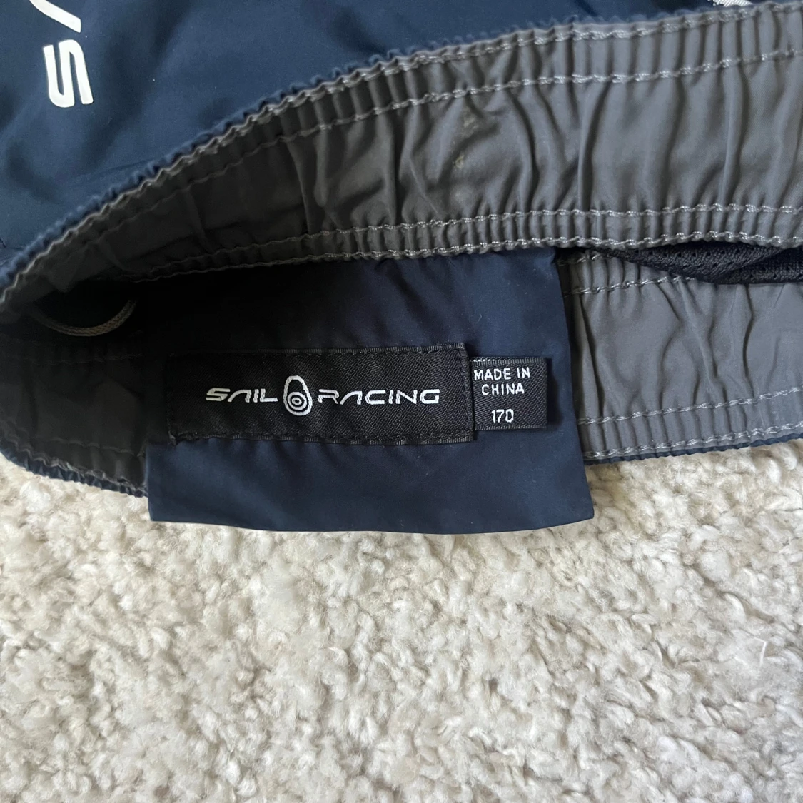 Marinblå badshorts från Sail Racing - 3