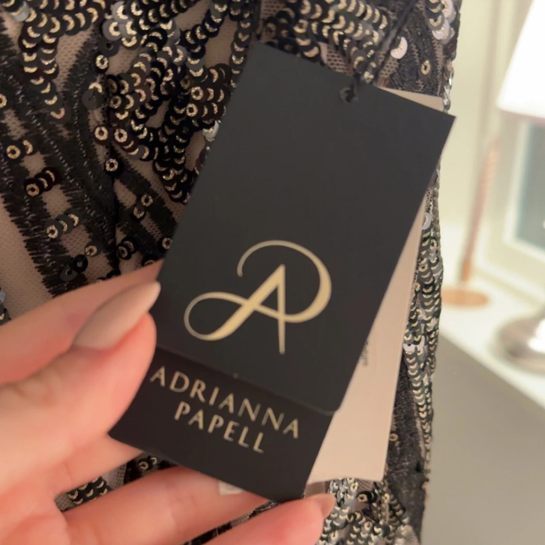 Klänning från Adrianna Papell - 2