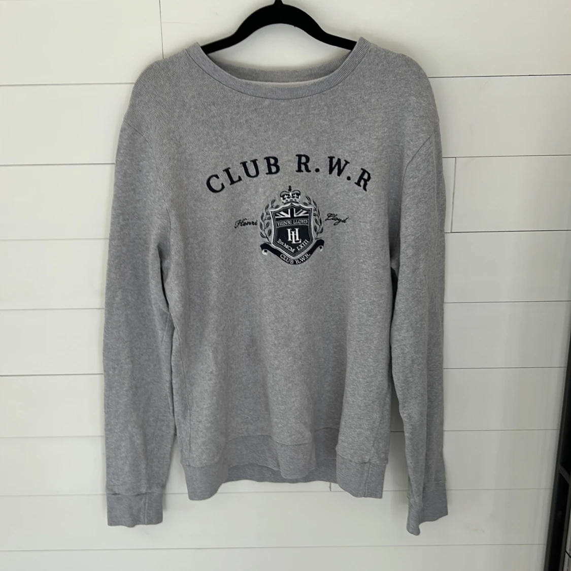 Grå sweatshirt från Henri Lloyd med tryck