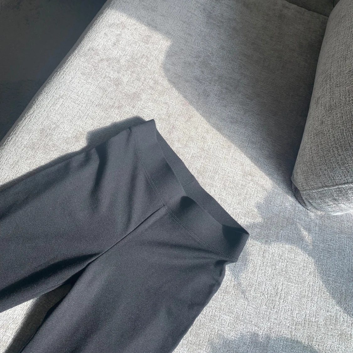 Ny! Svarta byxor från Gina Tricot - 1