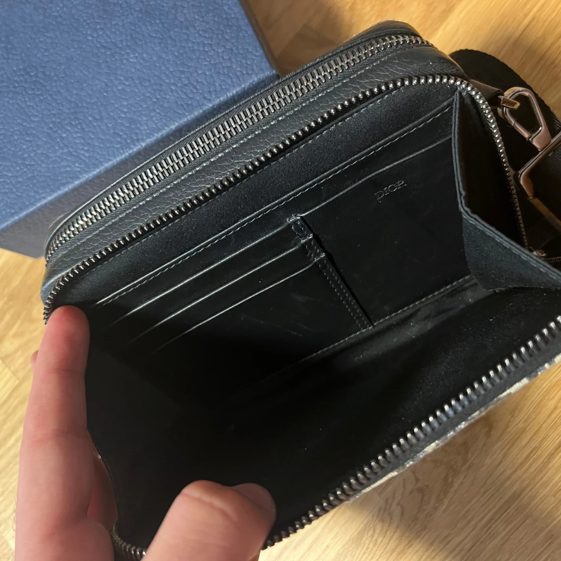 Dior axelväska med monogrammönster - 3