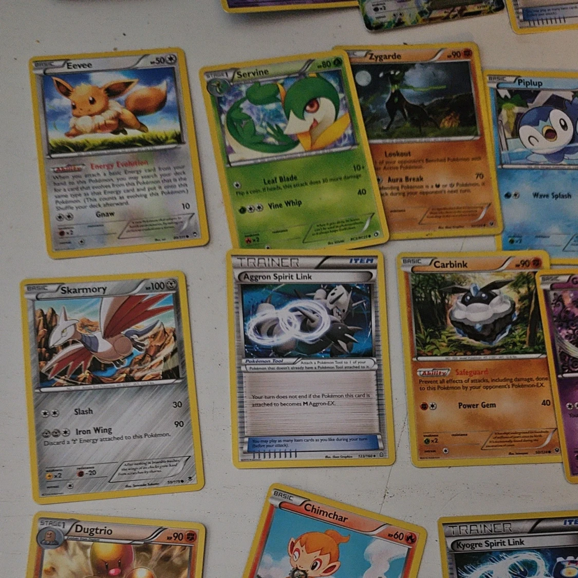 Samling Pokémonkort med blandade karaktärer - 4