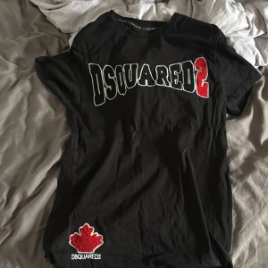 Dsquared t shirt - Äkta tröja ny pris 1999 pris kan diskuteras vid snabb affär