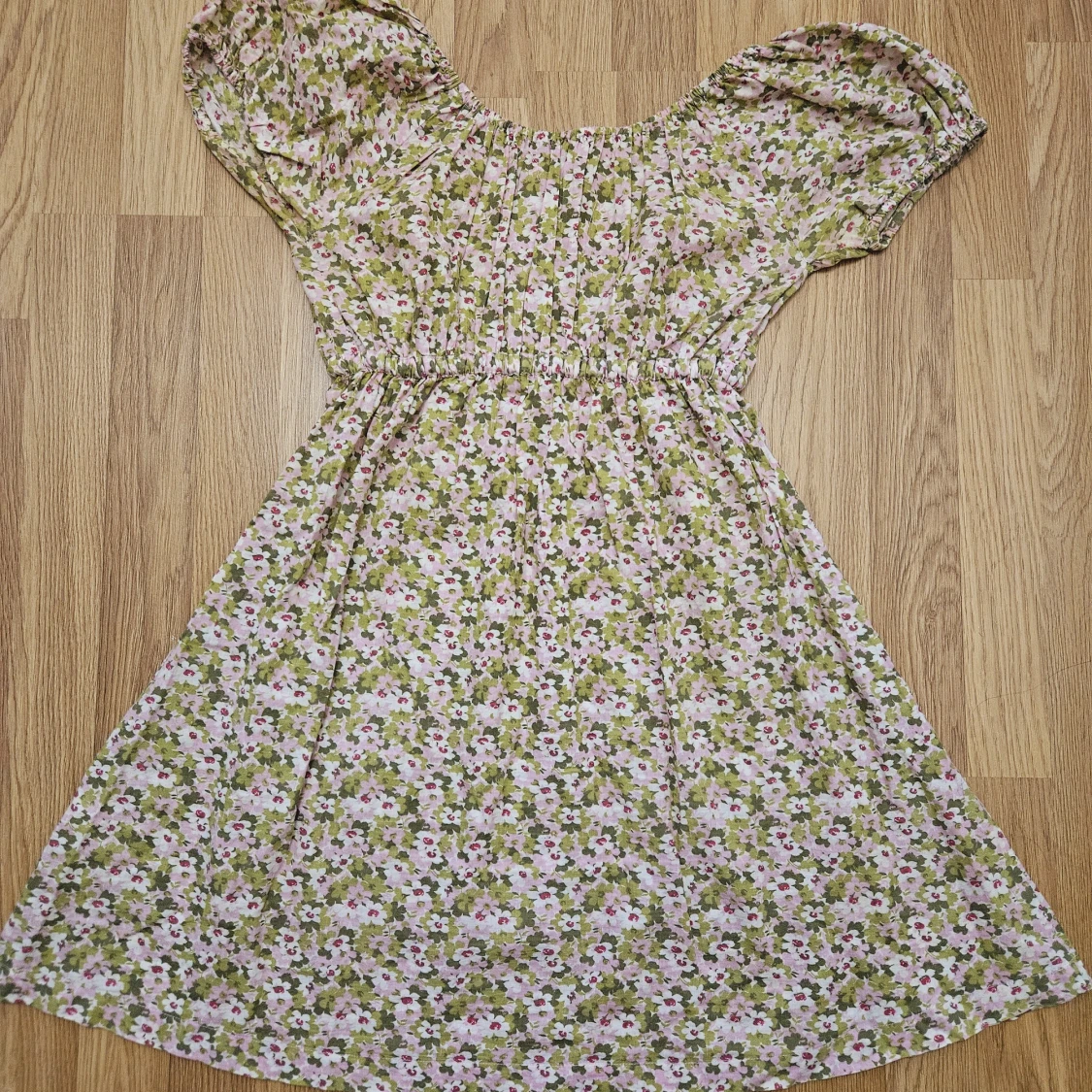 Blommig kortklänning från m.m.f.l. - 4