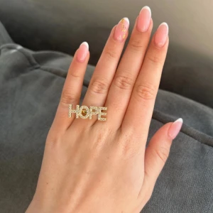 Ioaku ring - Så fin och aldrig använd endast testad!💕
