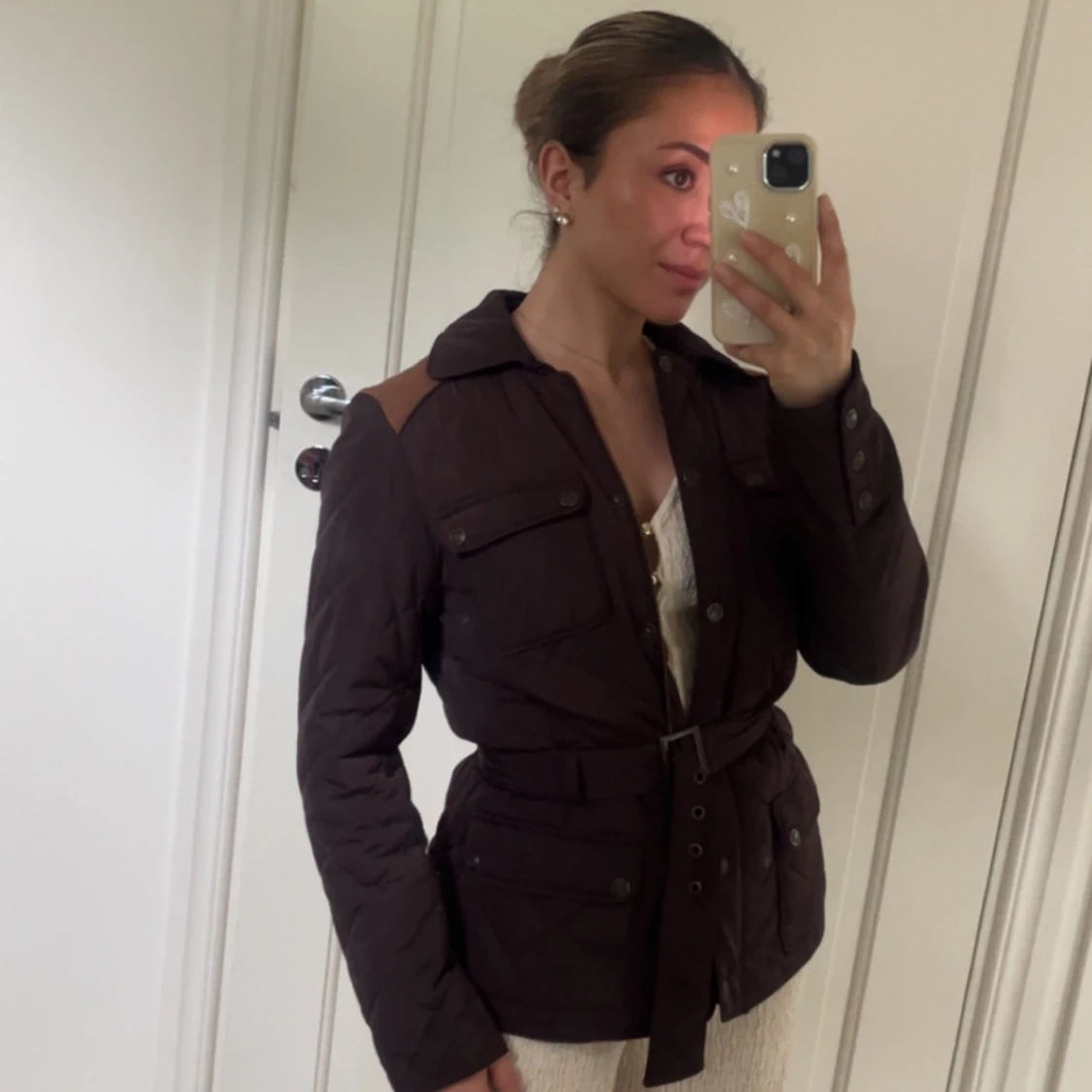 Mörkbrun quiltad jacka med bälte - 2