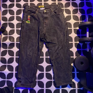 Butter jeans - Baggy jeans från butter i bra skick skriv gärna om ni har frågor 