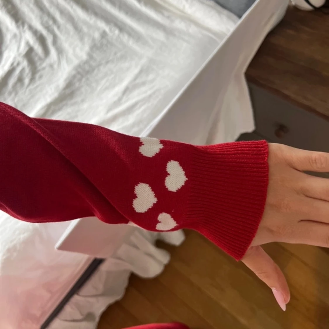 Röd jultröja med hjärtan från ONLY - 2