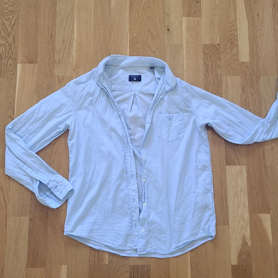 Ljusblå skjorta från GANT