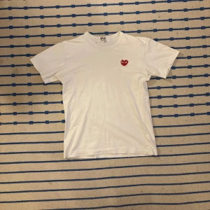 CDG tisha -  CDG PLAY tisha!