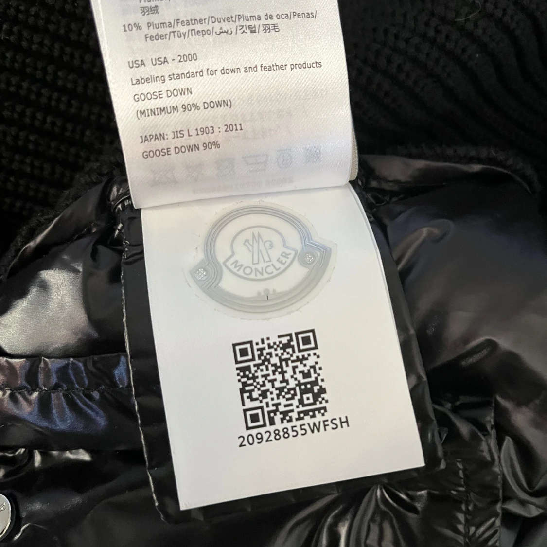 Svart dunjacka från Moncler - 3