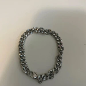 armband - kedjearmband, helt nytt!