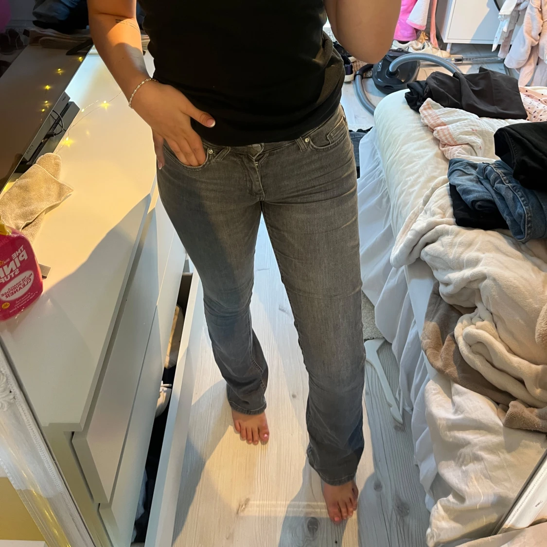 Grå bootcut jeans med normal passform - 2