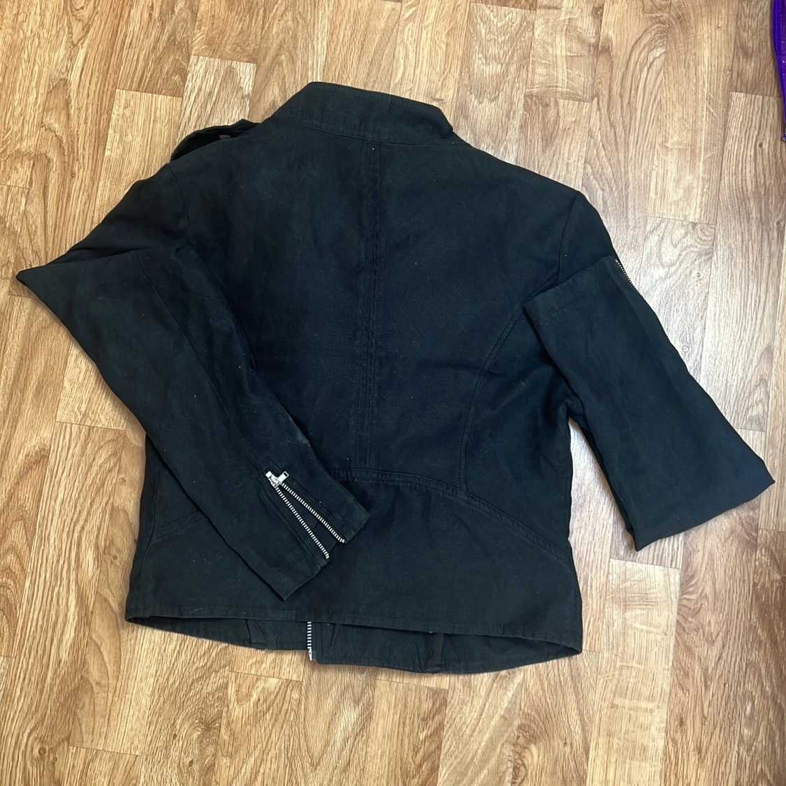 Svart tunn bikerjacka Saints & Mortals - 1