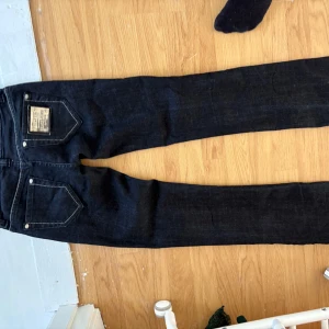 Jeans - Sköna, snygga Jeans!