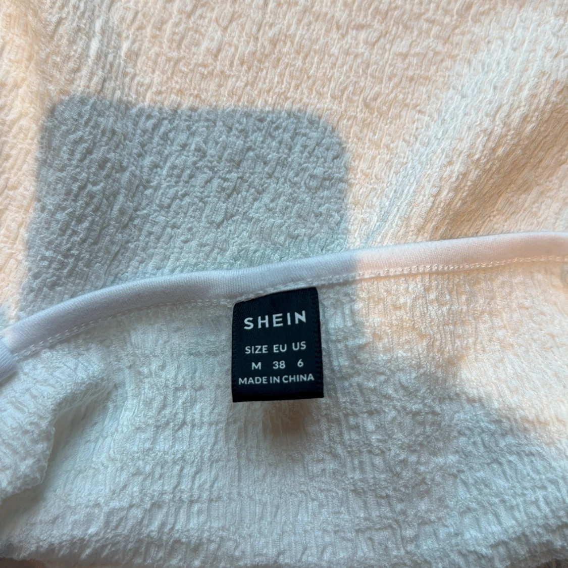 Vit linnetopp med spets från SHEIN - 2