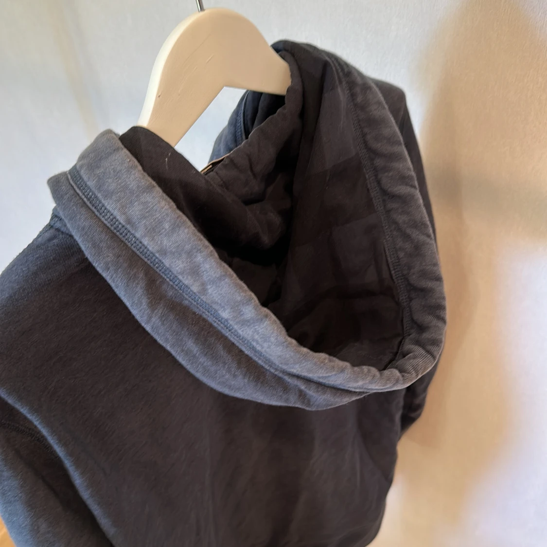 Mörkblå hoodie från Burberry Brit - 2