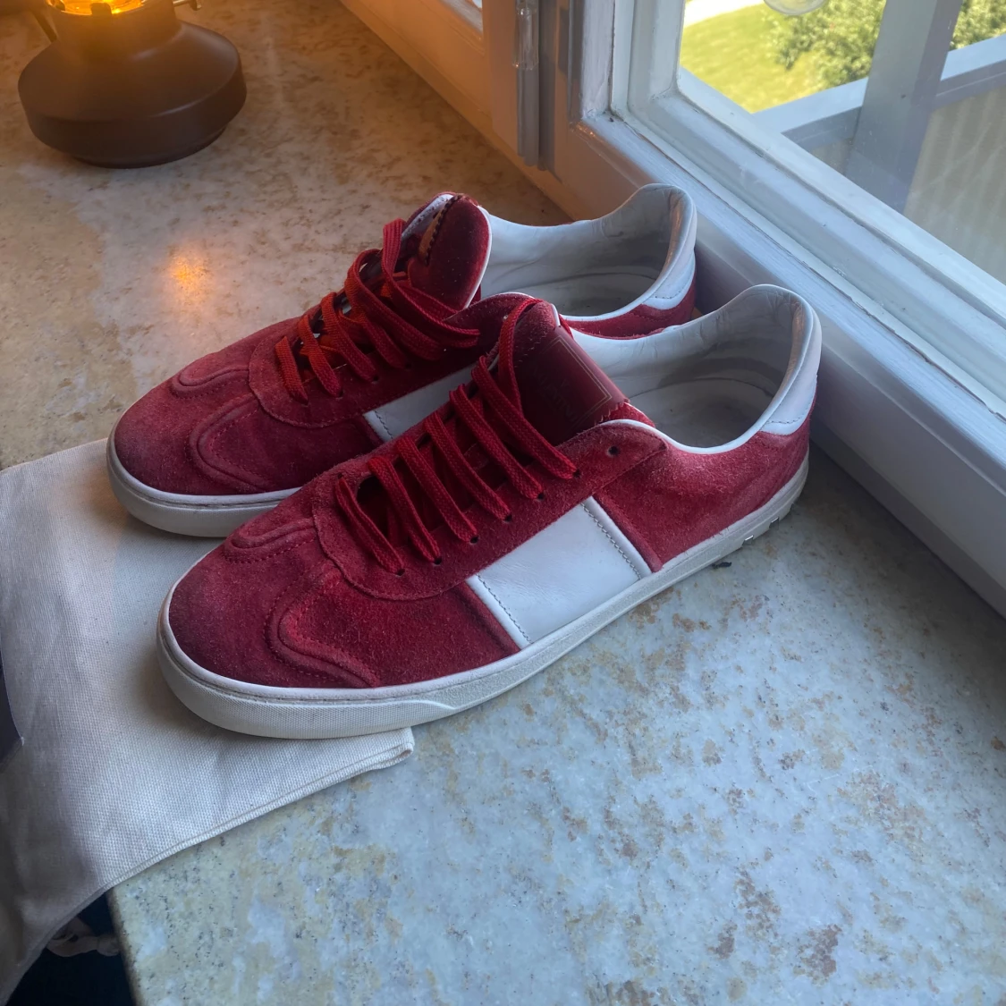 Valentino Flycrew röda mockasneakers - 1