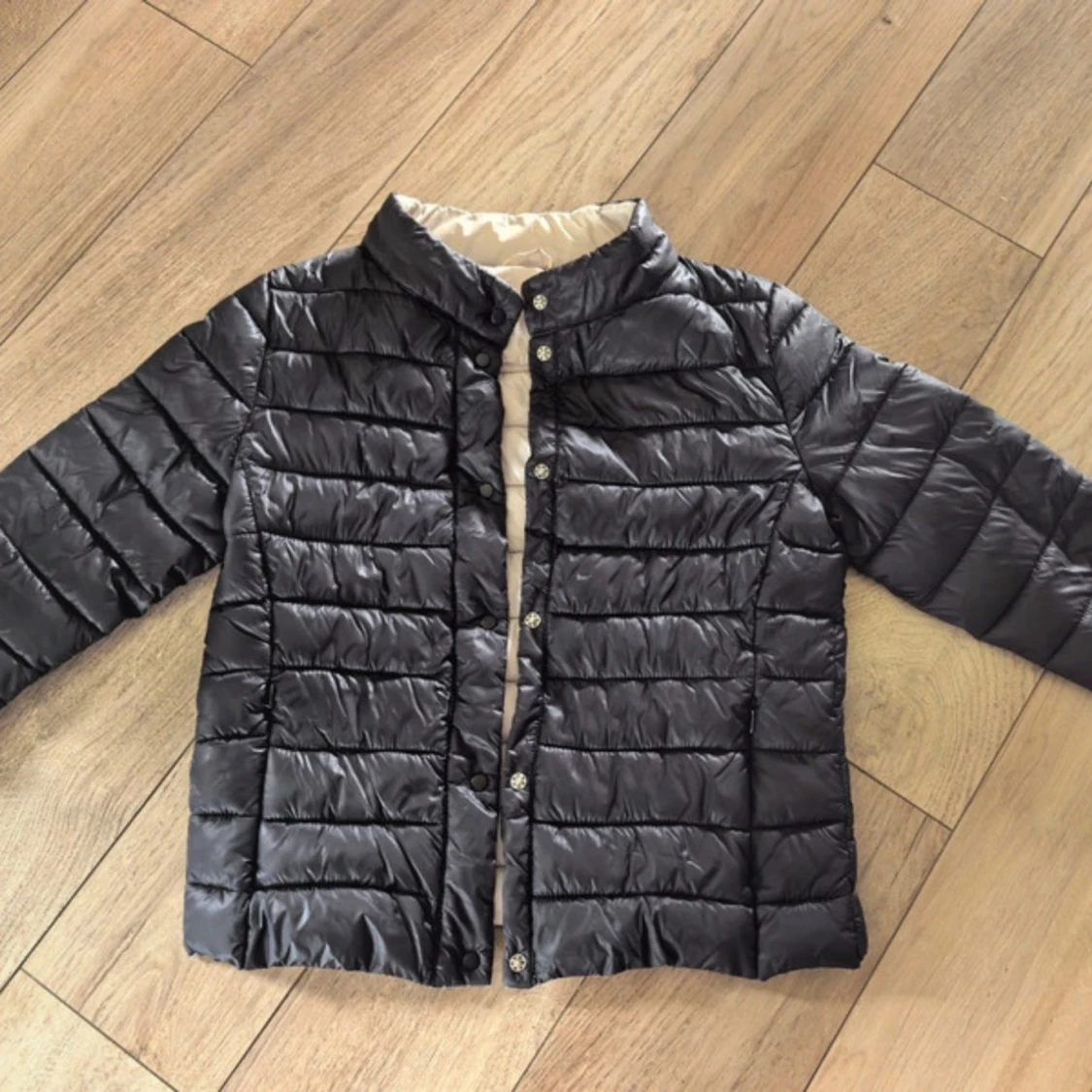 Svart herno liknande jacka - 3