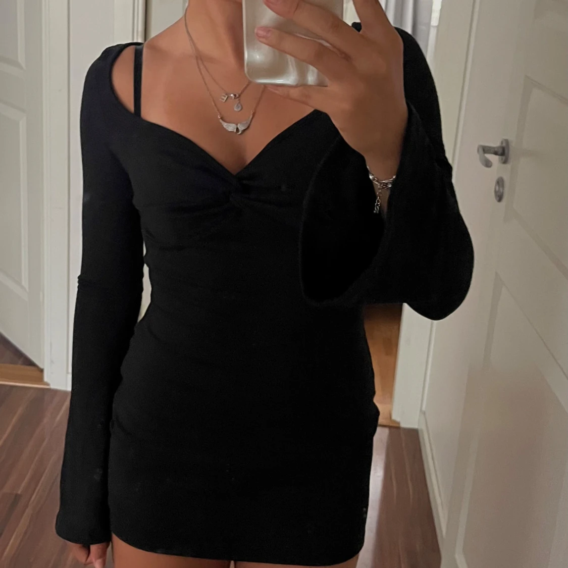 Svart klänning  - 1