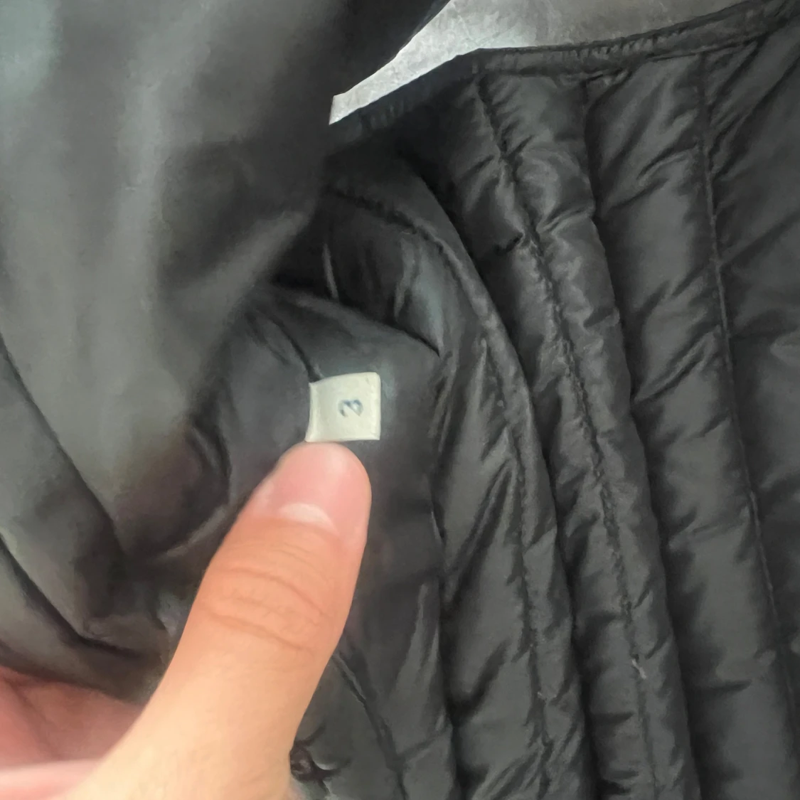 Svart dunväst från Moncler - 2