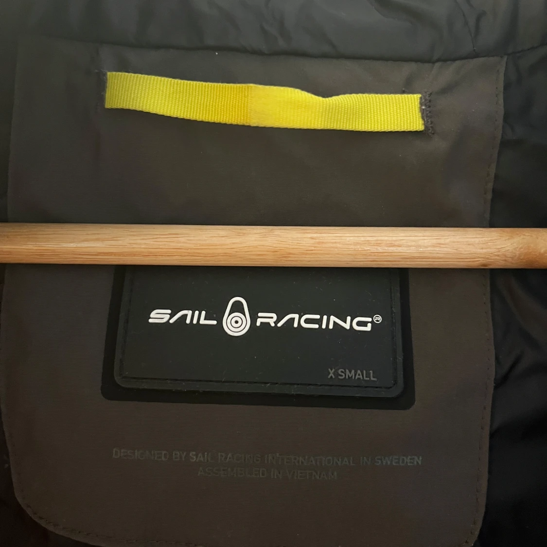 Svart vindjacka från Sail Racing XS - 2