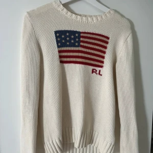 Vit stickad tröja Polo Ralph Lauren - Superfin tröja från Ralph lauren💕