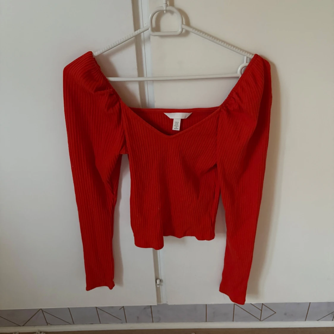 Röd ribbad topp H&M