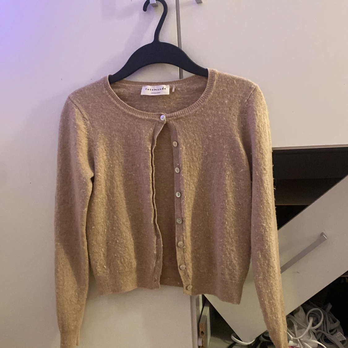 Beige kofta från Rosemunde i ullmix