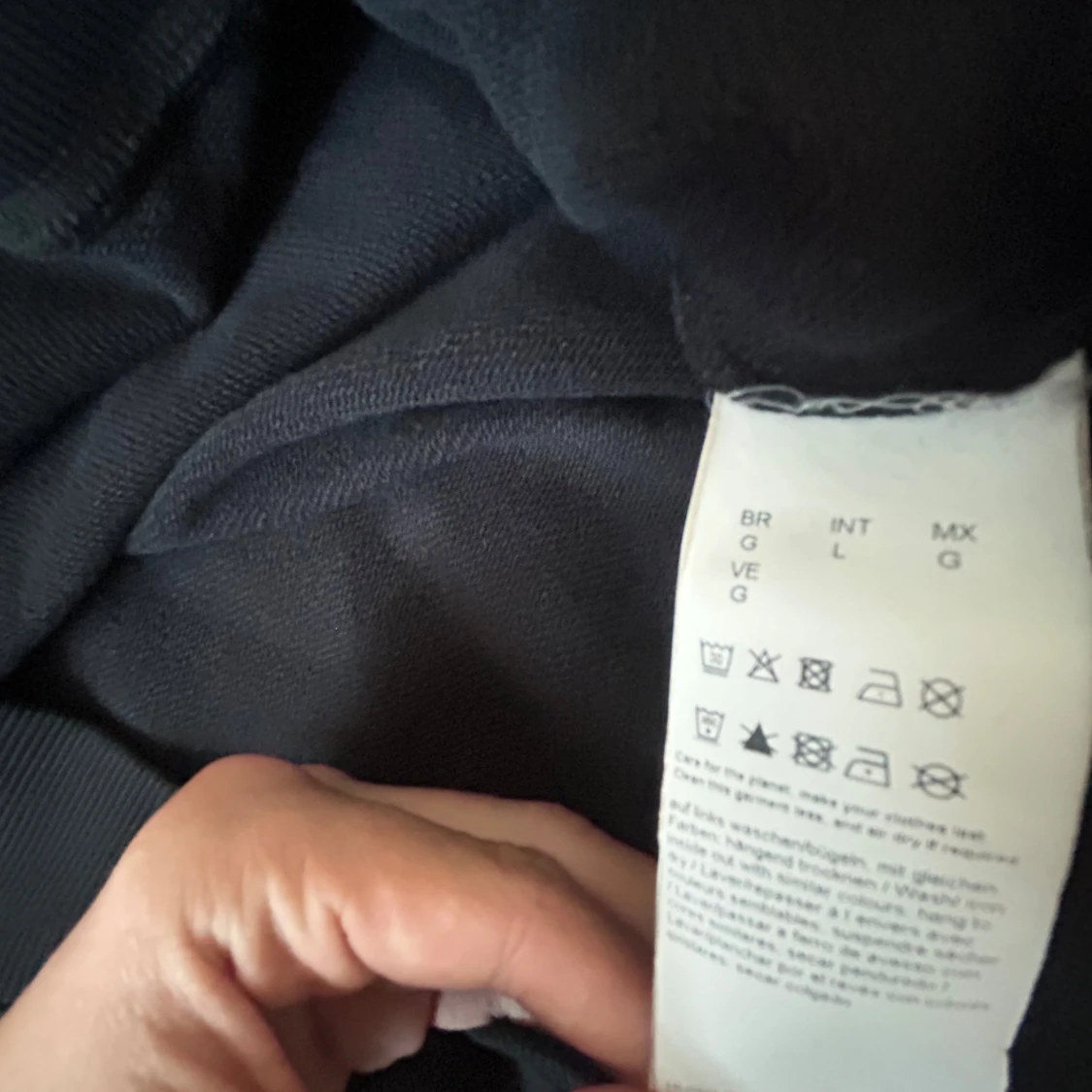 Svart sweatshirt från Hugo Boss - 1