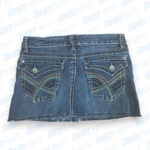 Jeanskjol💙 - Superfin jeanskjol i storlek S. Hör gärna av dig vid frågor!💙