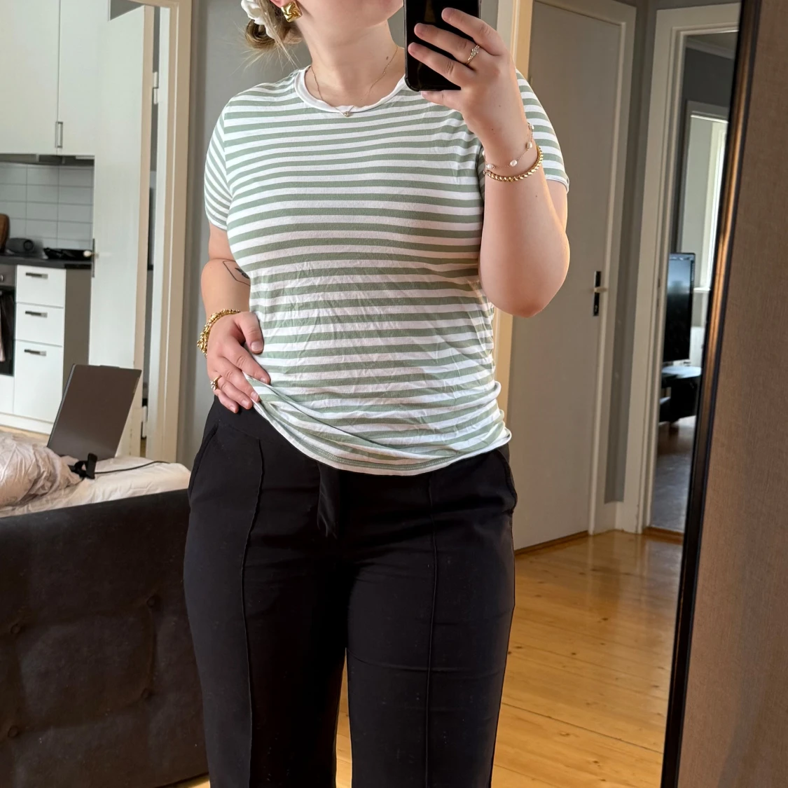 Grön/grå randig tshirt