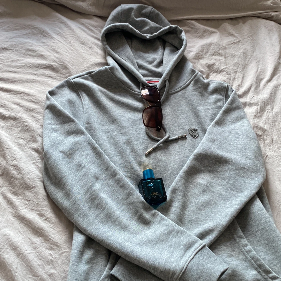 Grå hoodie från 19V69 italia