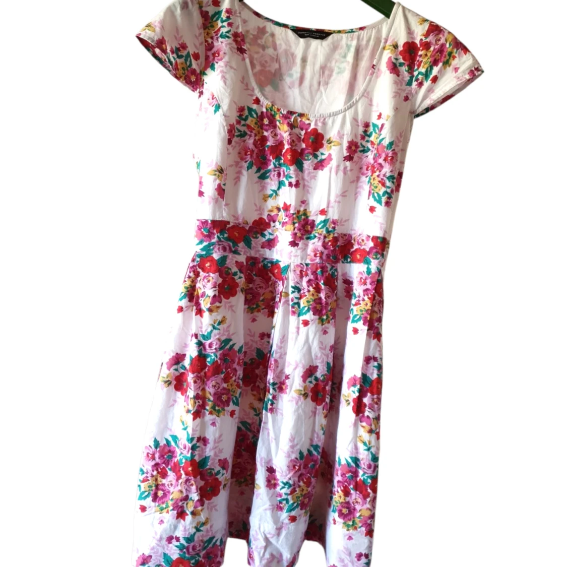 Härlig sommarklänning I bommul – Blommig & feminin! Stl 42. - 2