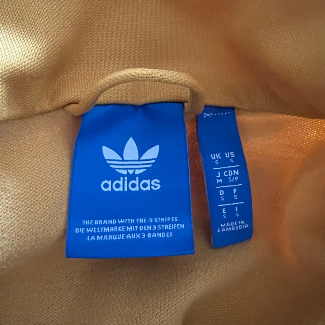 Gul träningsjacka från Adidas - 3