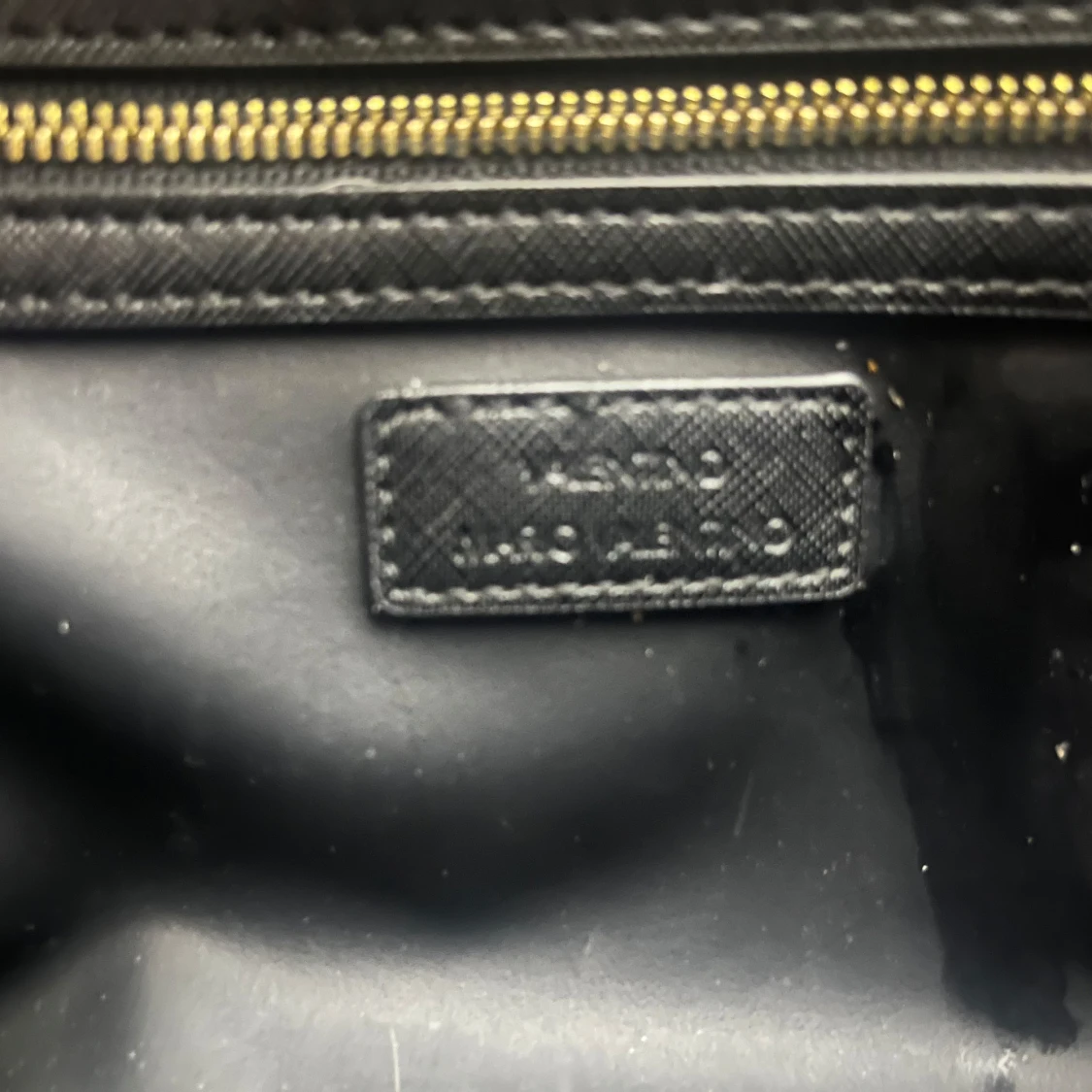 Svart handväska från Valentino - 4