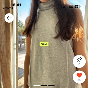 Grå tröja  - ❤️