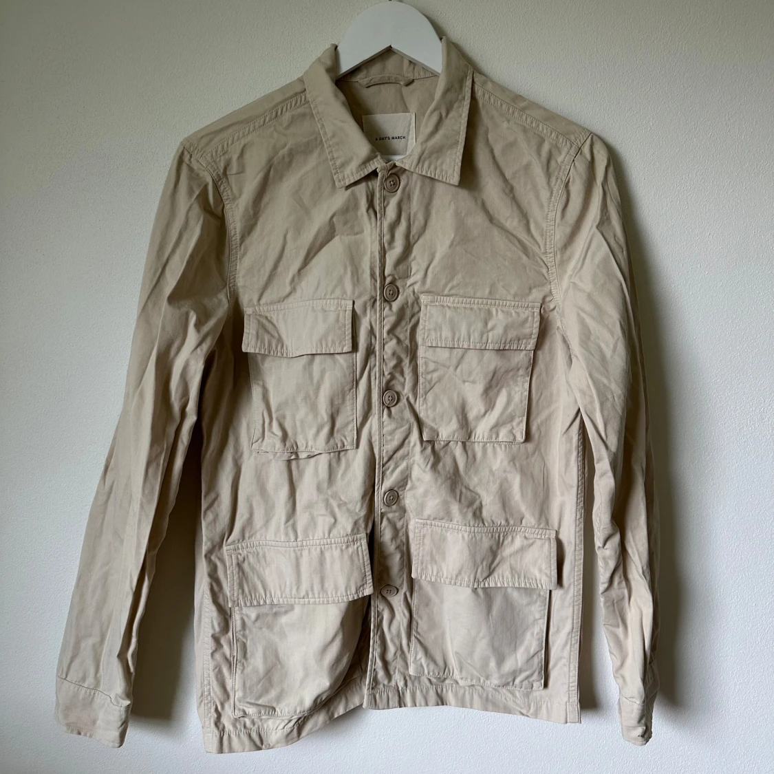 Beige overshirt från A Day's March