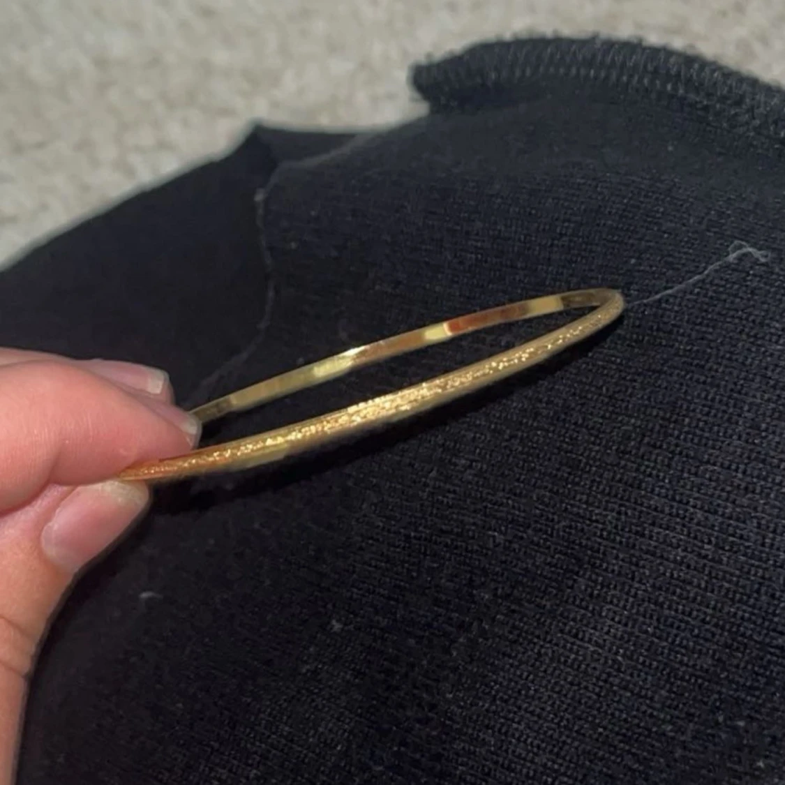 Tunt guldigt armband - 2
