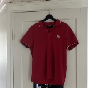 Moncler pike - Moncler pike som inte används längre. Nypris 3500. Mitt pris 700